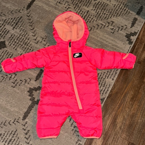 Nike Baby Snowsuit size Newborn Pink and Black EUC - Picture 1 of 5